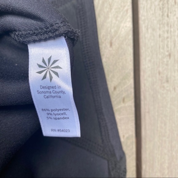 Athleta Medium Fuse Tee - Picture 4 of 4